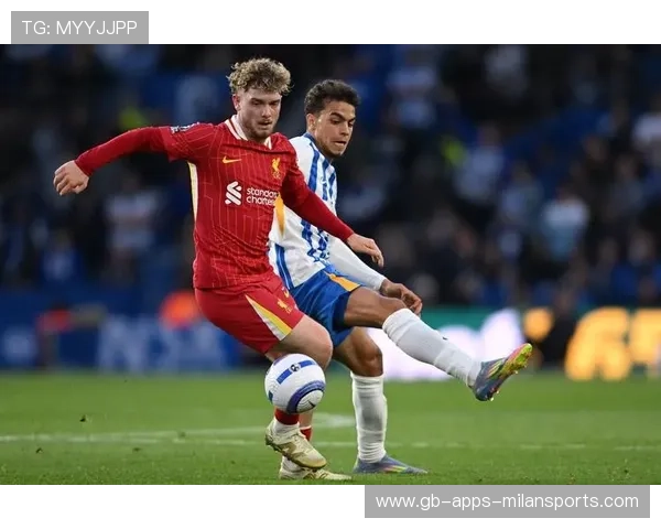 布莱顿中场传递如流水般流畅，精妙配合引领足球新风潮